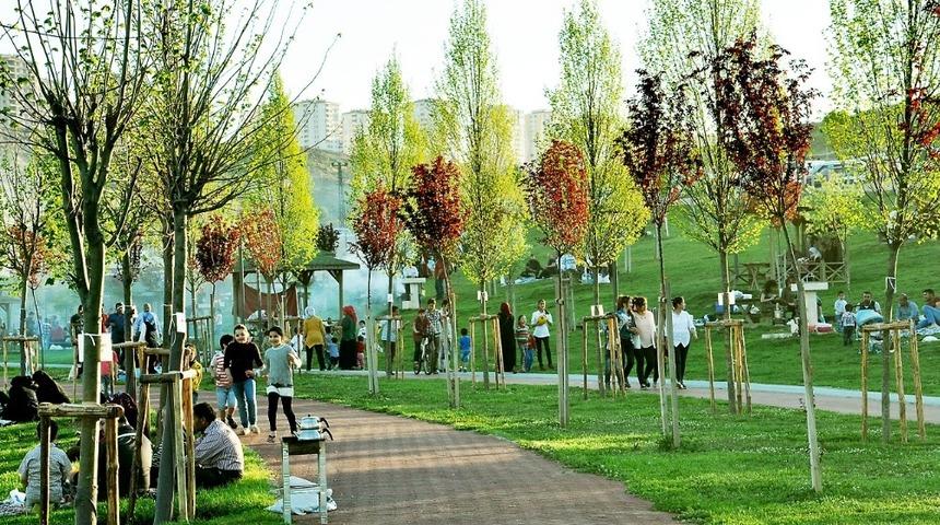 Şahinbey&rsquo;in parkları doldu taştı
