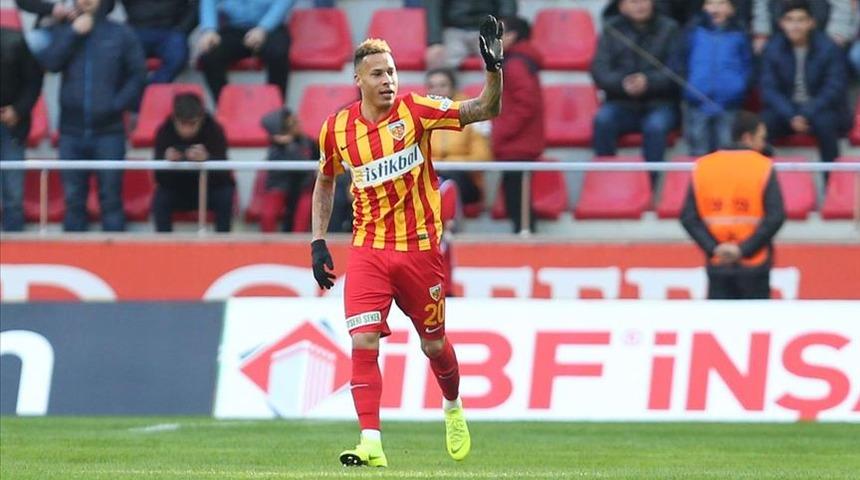 Kayserispor, Tjaronn Chery'i istiyor