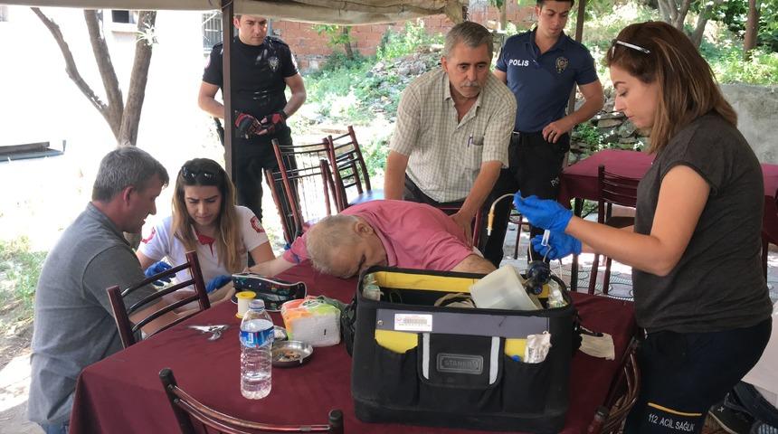 Bursa'da maganda dehşeti! Bir anda masaya yığıldı