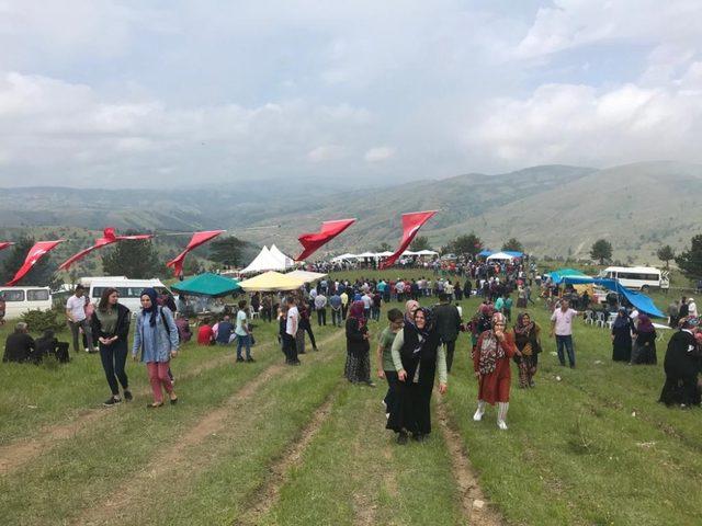 Alaçam’da piknik ve keşkek şenliği