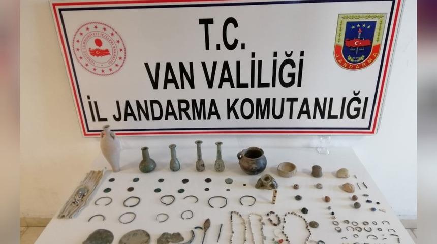 Erciş&rsquo;te tarihi eser operasyonu