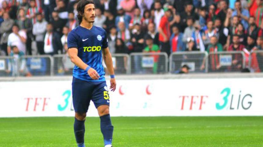 Çaykur Rizespor, genç stoper Burak Öksüz'ü istiyor