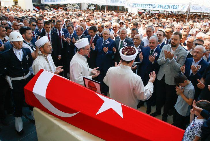 CHP Denizli Milletvekili Kazım Arslan toprağa verildi G3