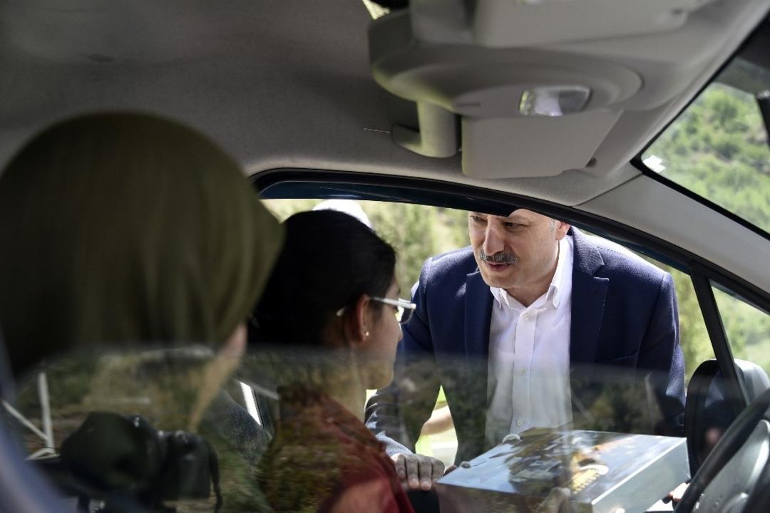 Vali Taşbilek: &ldquo;Bayram tatili s&uuml;resince bug&uuml;ne kadar ilimizde &ouml;l&uuml;ml&uuml; trafik kazası ger&ccedil;ekleşmedi&rdquo;