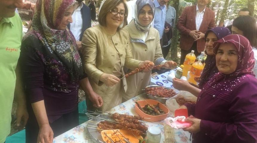 Fatma Şahin&rsquo;den Binali Yıldırım&rsquo;a destek