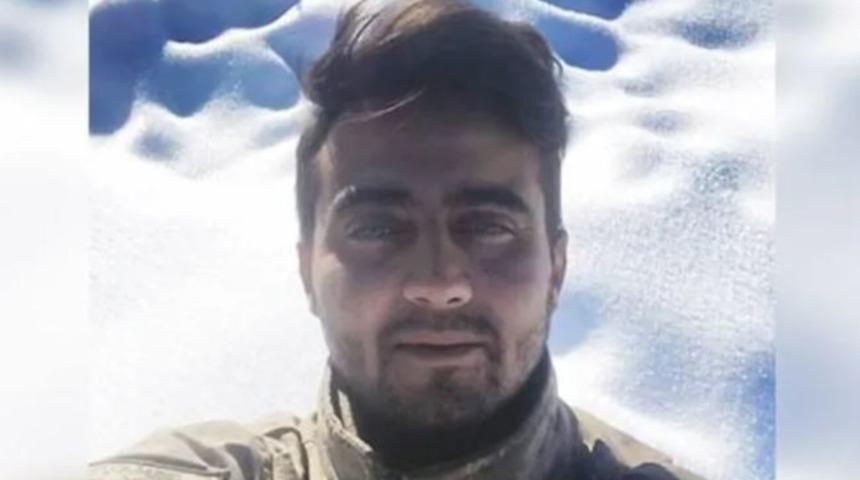 Acı haber gece yarısı geldi! Hastanede tedavi g&ouml;ren uzman &ccedil;avuş şehit d&uuml;şt&uuml;!