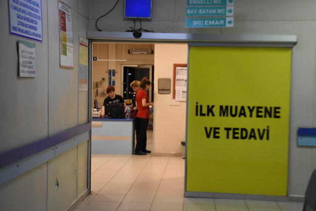 Metal parçasından zehirlenen 2 kişi için 'Acil Servis' karantinaya alındı (2)