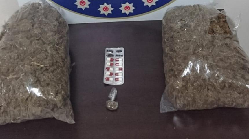 Manisa'da 3'&uuml;nc&uuml; sınıf emniyet m&uuml;d&uuml;r&uuml;, uyuşturucudan g&ouml;zaltına alındı