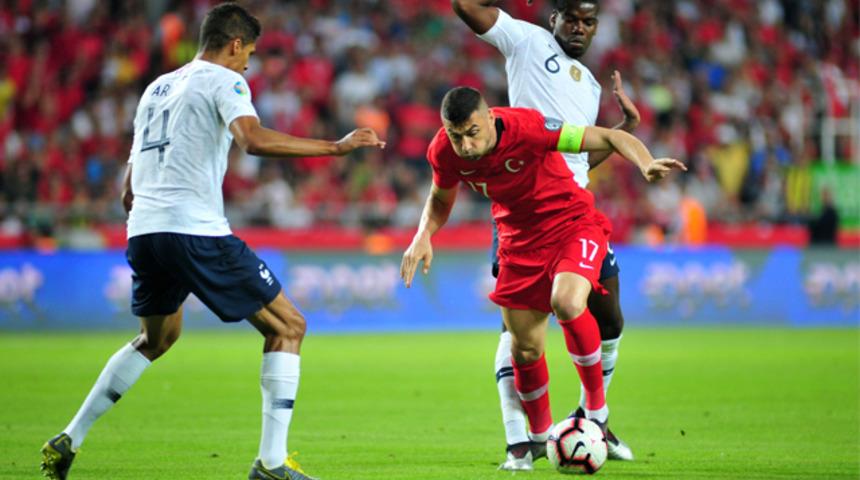 Burak Yılmaz: Sahaya çıkıp isyan etmemiz gerekiyordu