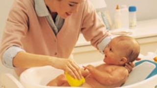 Bebeğime Banyo Nasıl Yaptırmalıyım?