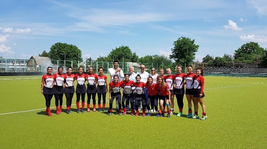 Ukrayna’dan Türk hokeyine övgü