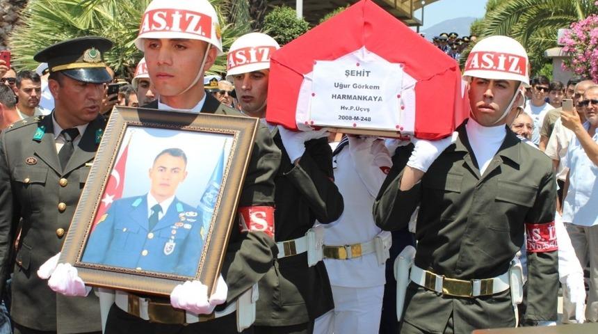 İzmir&rsquo;de şehide son g&ouml;rev