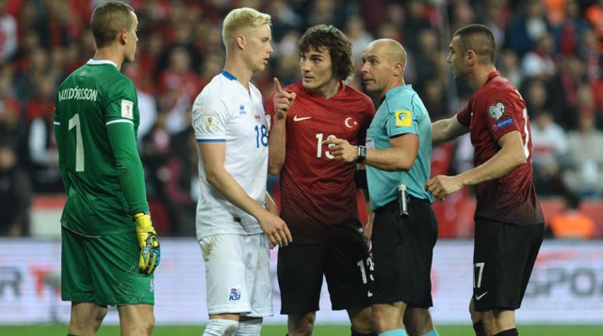 Türkiye - İzlanda maçını Szymon Marciniak yönetecek