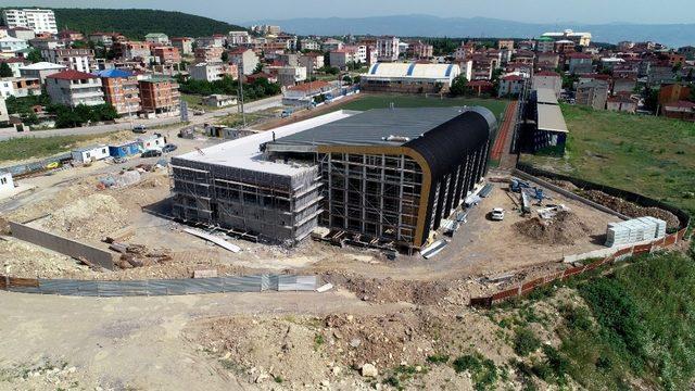 Dilovası’nın yüzme havuzu uzun ömürlü olacak