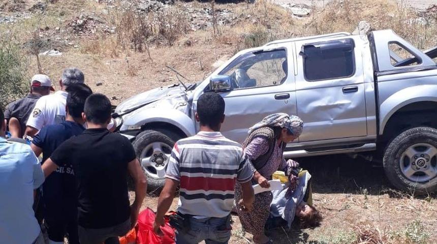 &Ccedil;ine&rsquo;de trafik kazası; 2 yaralı