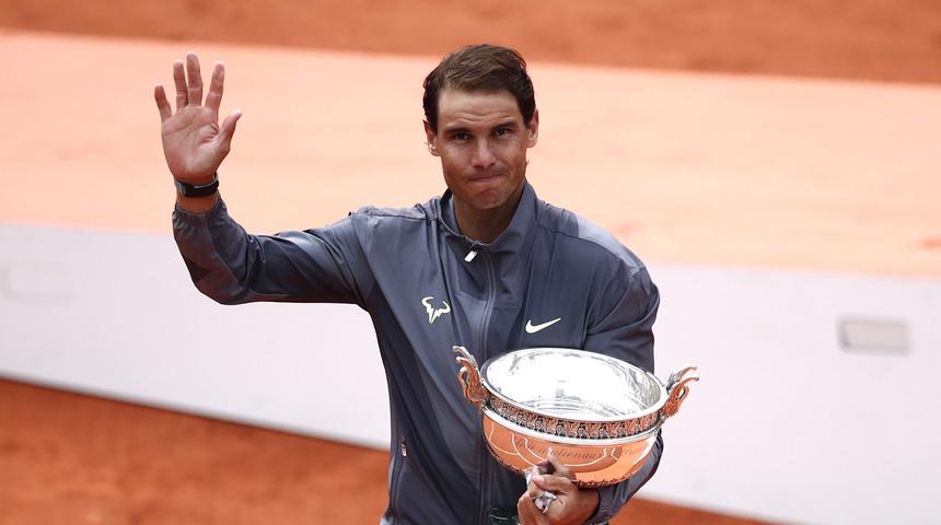 Rafael Nadal, Roland Garros'ta 12. zaferini kazandı ve tarihe geçti