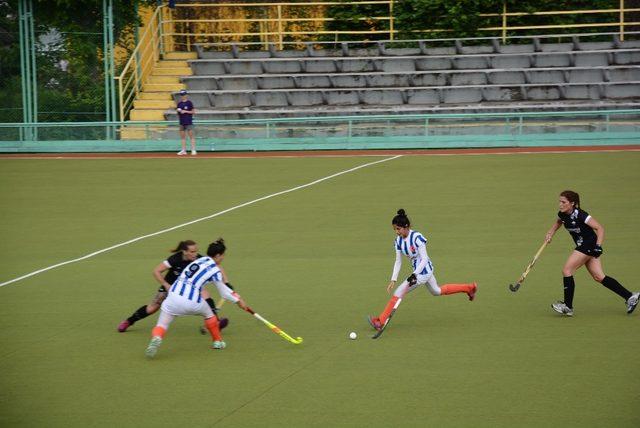 Hokeyin Sultanları Eurohockey Club Challenge III’te yerlerini korudu