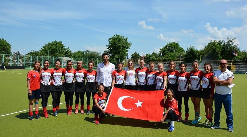Hokeyin Sultanları Eurohockey Club Challenge III&rsquo;te yerlerini korudu