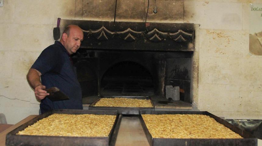 Nevşehir'de turistlerin gözdesi kabak çekirdeği oldu