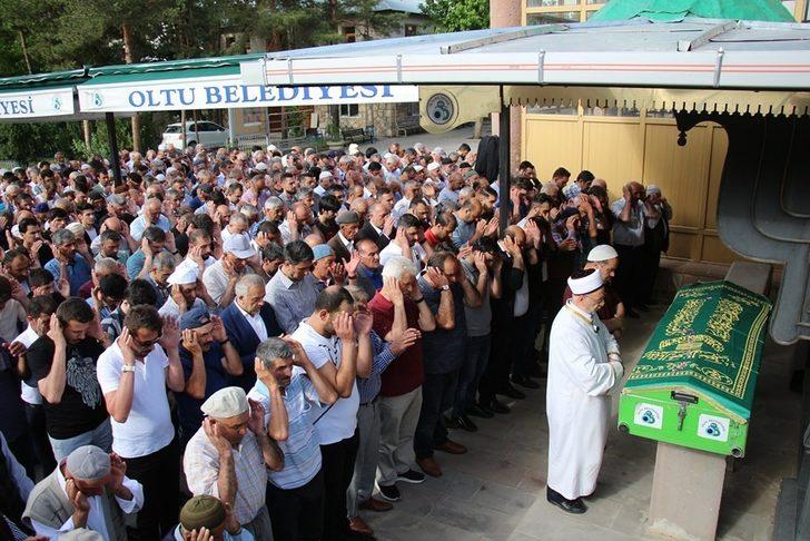 Günlüce Mürsel  Gür’e ağladı G4