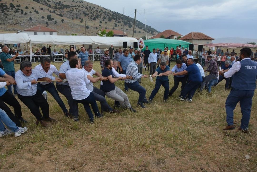 Beğişliler 19&rsquo;uncu Geleneksel Piknik Ve Pilav Şenliği