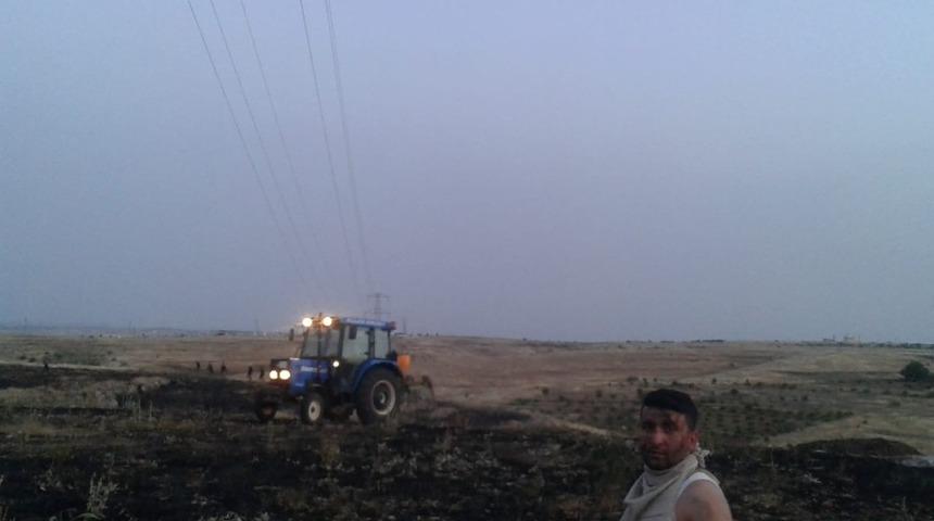 Mardin&rsquo;de ekili tarlada yangın