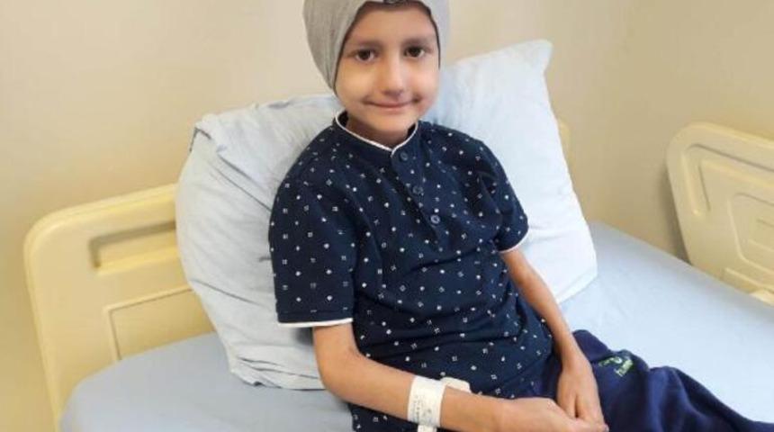 Lösemi hastası Emir Şeremet hayatını kaybetti