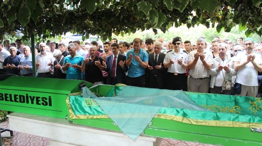 Kazada &ouml;len iki kardeşe g&ouml;zyaşı