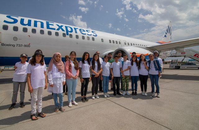 Diyarbakırlı öğrencilerin hayalleri Antalya’da gerçeğe dönüştü