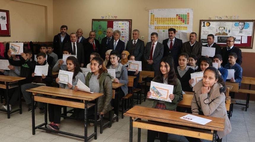 Manisa&rsquo;da 250 binden fazla &ouml;ğrenci karne alacak