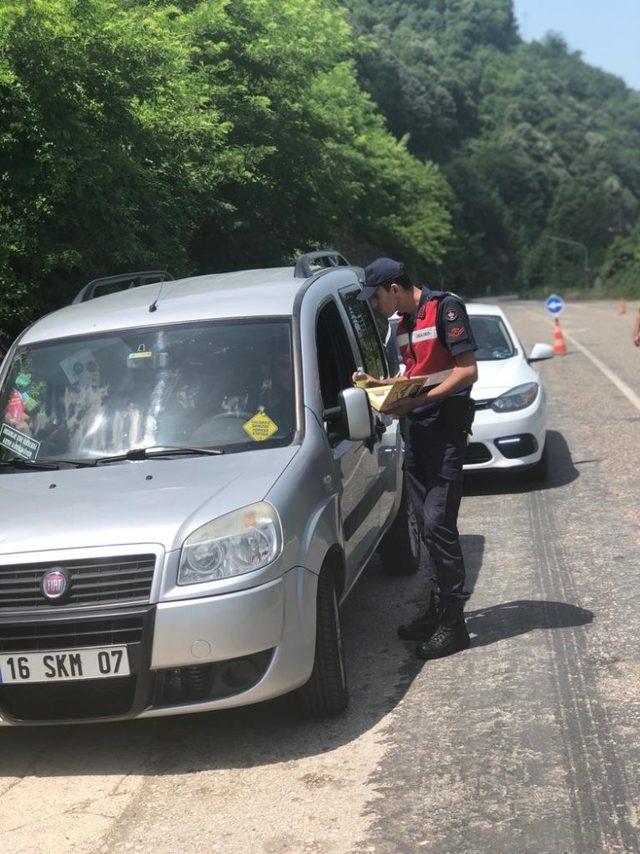 Jandarma’dan öğrencilere “Sürücü Seyahat Karnesi” dağıttı