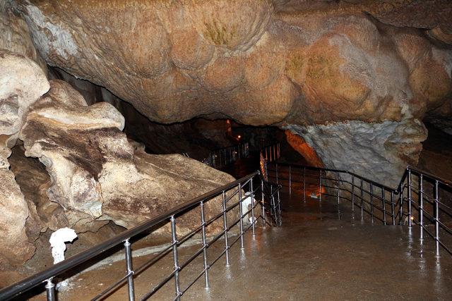 Ballıca Mağarası'nı bayramda 14 bin 565 kişi ziyaret etti