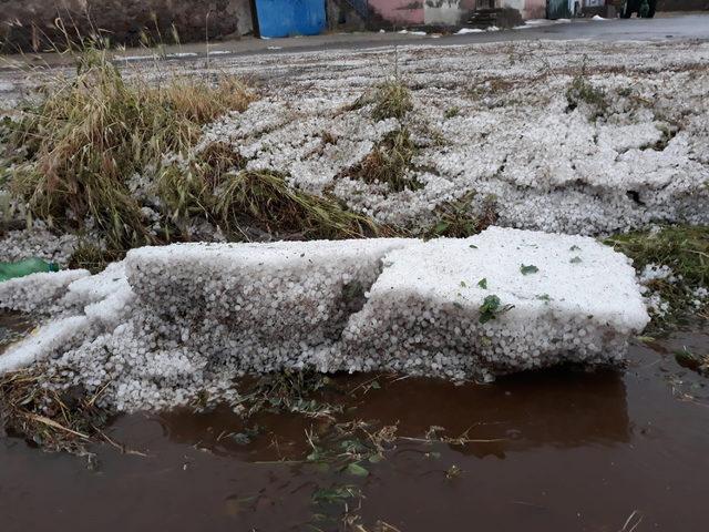 Konya'da dolu yağışı etkili oldu