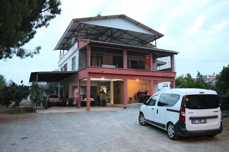 Antalya'da bir kişi, 'Ölümümden kimse sorumlu değildir' yazılı not bırakıp, kendini astı G2