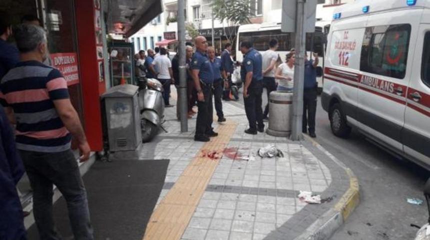 Yolda karşılaştığı eski eniştesini bı&ccedil;akladı