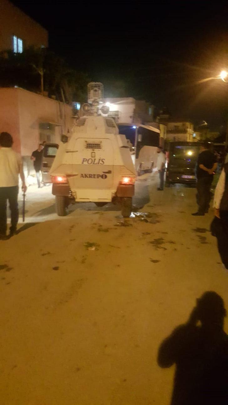 Tarsus'ta olaylara karışan Suriyeliler ilçeden gönderildi G2