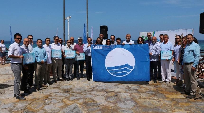 Kuşadası&rsquo;nın 2019 yılı mavi bayrakları dalgalanmaya başladı