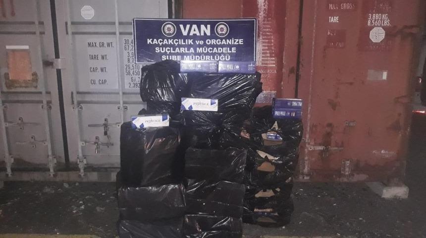 Van&rsquo;da 10 bin 970 paket ka&ccedil;ak sigara ele ge&ccedil;irildi