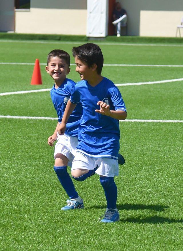 Yaz futbol okulları kayıtları başladı