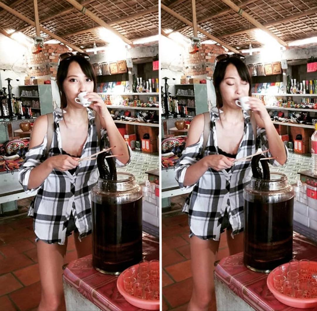 Yine Asya yine &ccedil;ılgınlık: Yılan şarabı!