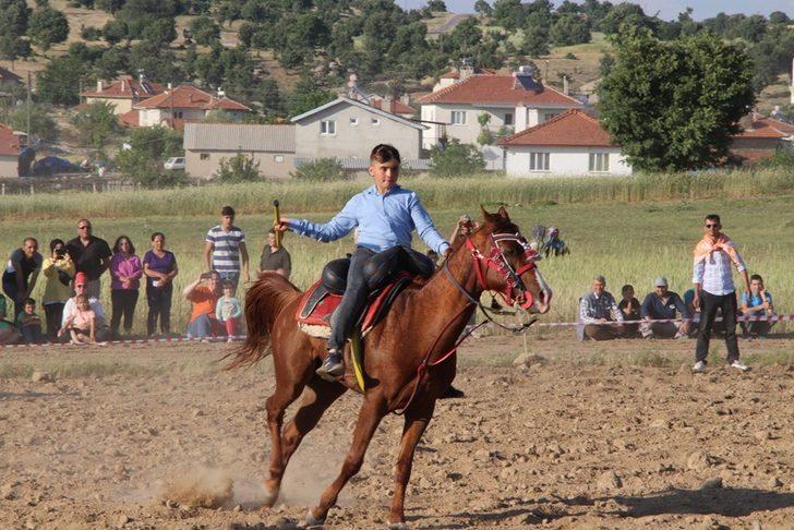 Şaphane’de yörükler şenliği düzenlendi G1