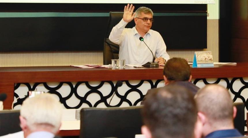 K&ouml;rfez Belediyesi meclisinde g&uuml;ndem maddeleri g&ouml;r&uuml;ş&uuml;ld&uuml;