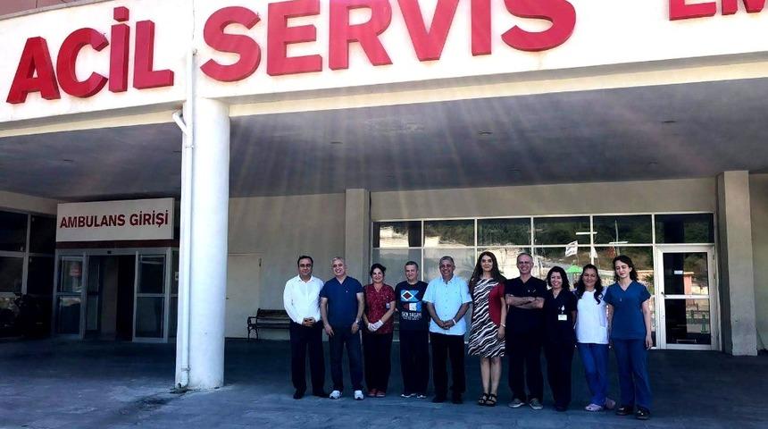 &Ccedil;eşme&rsquo;de, bayramda 6 bin 500 kişiye sağlık hizmeti verildi