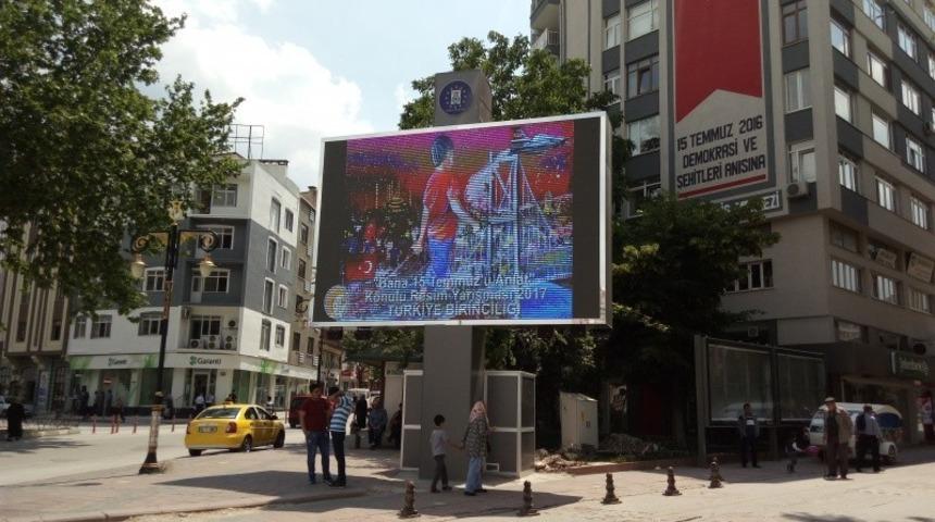 Milli ma&ccedil; dev ekranda