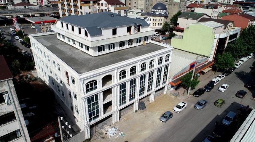 K&ouml;rfez Akademi Lise&rsquo;de &ccedil;alışmalar devam ediyor