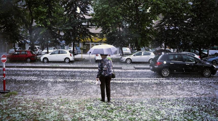 Son hava durumu tahmini! Meteoroloji'den 17 il için yağmur ve dolu uyarısı