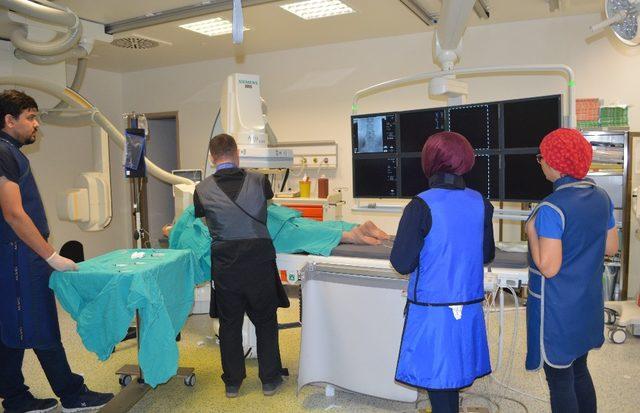 Ağrısı olan hastalar, Kayseri Şehir Hastanesi Algoloji Kliniğinde Şifa Buluyor