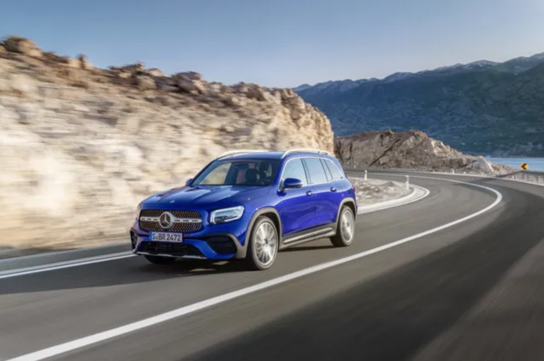 Mercedes Benz GLB ilk g&ouml;r&uuml;nt&uuml;leri paylaşıldı! İşte yeni SUV modeli