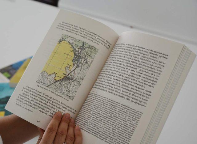 Aliağa Belediyesinin her ay bir kitap kampanyası devam ediyor