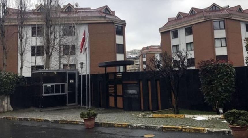 İş adamının evini soydular: İ&ccedil;i dolu kasayı g&ouml;t&uuml;rd&uuml;ler